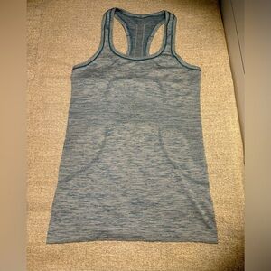 Lululemon athletica tank top size 4